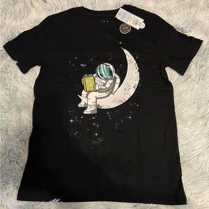 NWT L(12/14) T-shirt Glow in the Dark Moon Reader Cat & Jack Black